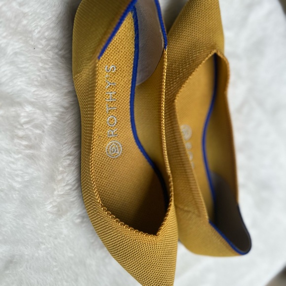 ROTHYS THE POINT WOMEN'S MARIGOLD FLATS SHOES SIZE 8- EUC - Picture 8 of 8
